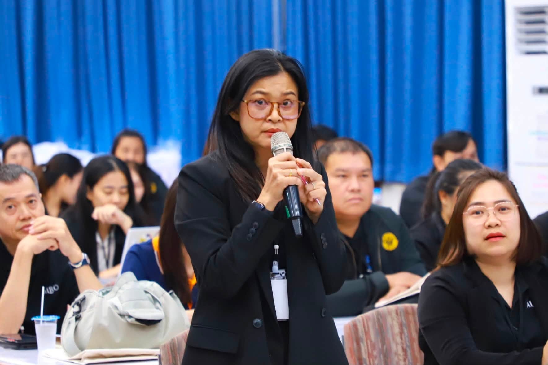title - รองเลขาธิการ ส.ป.ก. เปิดอบรมหลักสูตร นปต. รุ่นที่ 8 ดันข้าราชการเปลี่ยนบทบาทสู่ “ผู้นำทีม” พร้อมขับเคลื่อนยุทธศาสตร์ชาติ